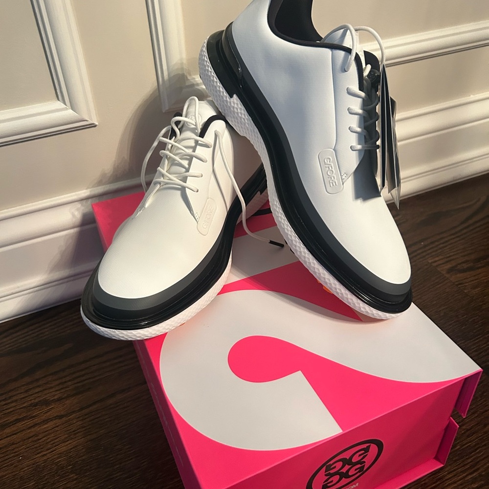 G/FORE Sleek White and Black Sneakers with Chunky Sole